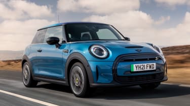 MINI Electric - front dynamic